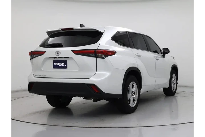 $35998 : Toyota Highlander 2023 L 4dr image 8