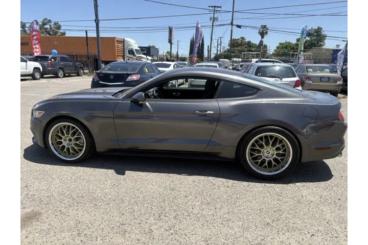 $16599 : 2016 Mustang V6 image 9