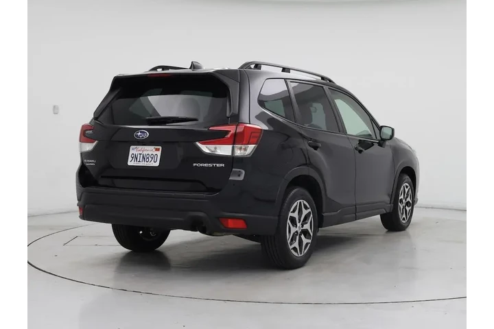 $26998 : Subaru Forester 2023 AWD Pre image 8