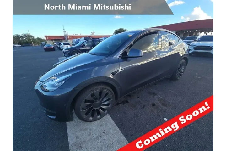$26490 : Tesla Model Y 2021 AWD Long image 1