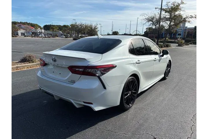 $24978 : Toyota Camry Hybrid 2021 XSE image 4