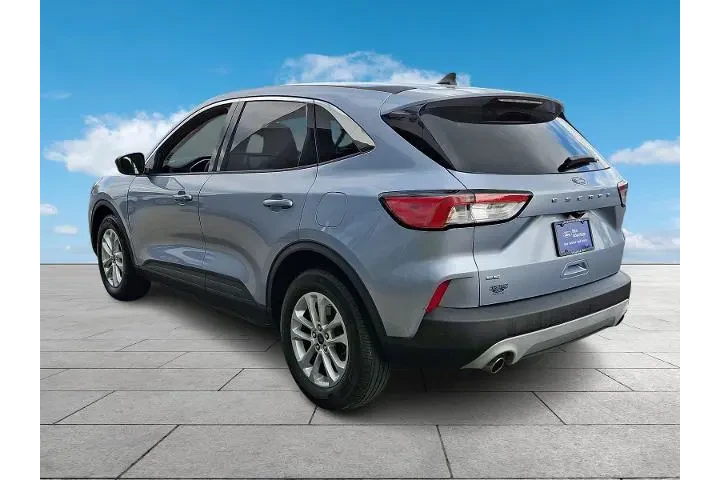 $21997 : Ford Escape 2022 SE 4dr SUV image 4