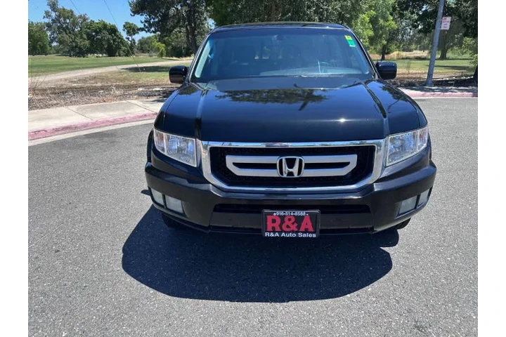 $13995 : 2010 Ridgeline RTL image 3