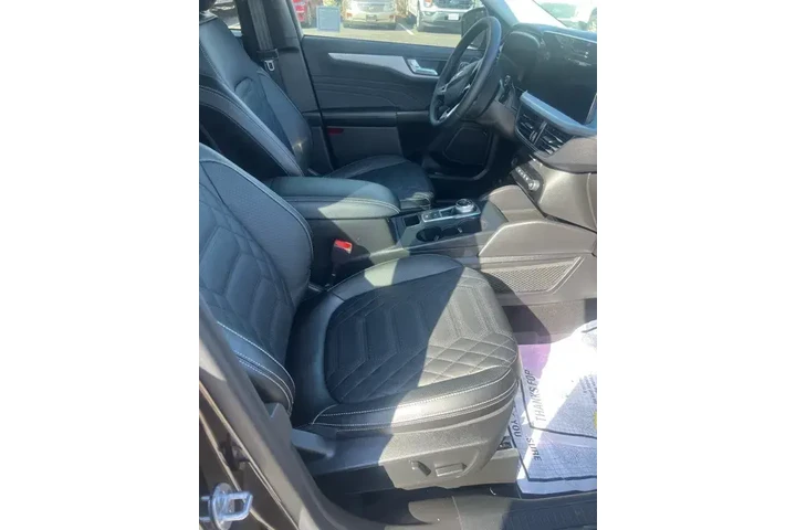 $28988 : Ford Escape Hybrid 2023 Plat image 3