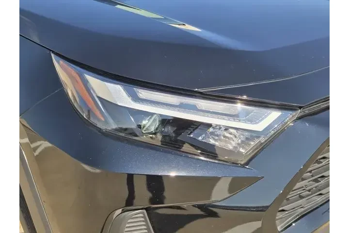 $26490 : Toyota RAV4 2024 XLE 4dr SUV image 9