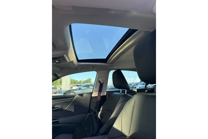 $39620 : Lexus ES 350 2024 4dr Sedan image 5