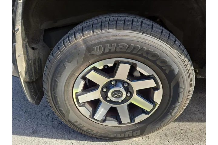 $29070 : Toyota 4Runner 2019 4x4 TRD image 5