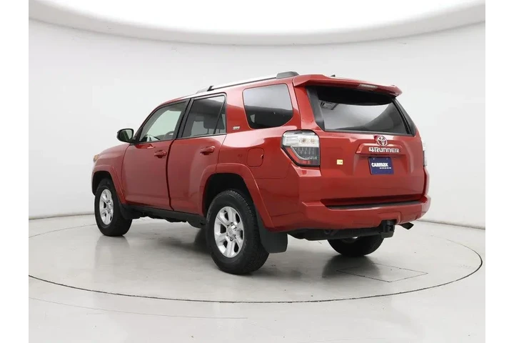 $30998 : Toyota 4Runner 2023 4x2 SR5 image 2
