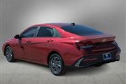 $25140 : New 2024 Hyundai ELANTRA SEL thumbnail