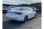 $16495 : Nissan Sentra 2025 SV 4dr Se thumbnail