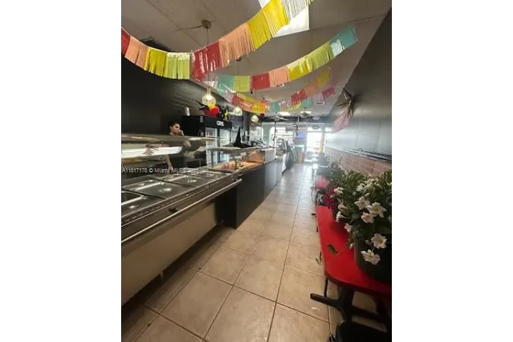 $300000 : Vendo Restaurant / Cafeteria image 1