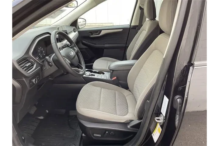 $21995 : Ford Escape 2022 AWD SE 4dr image 9