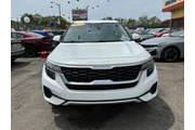 $16995 : 2023 Seltos LX thumbnail