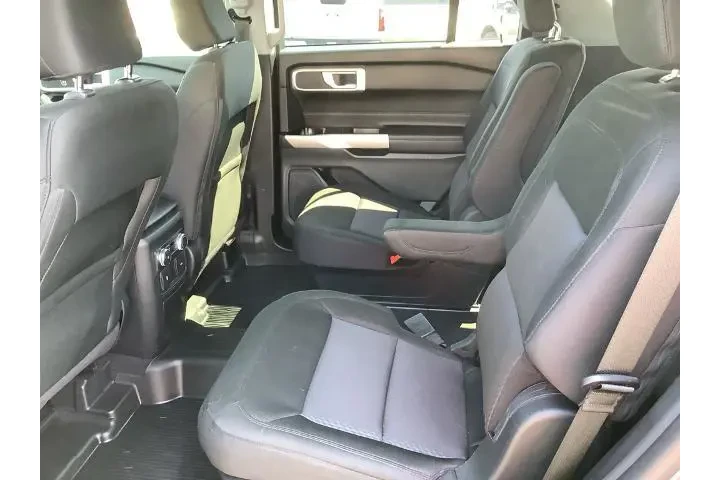 $28950 : Ford Explorer 2022 AWD XLT 4 image 10