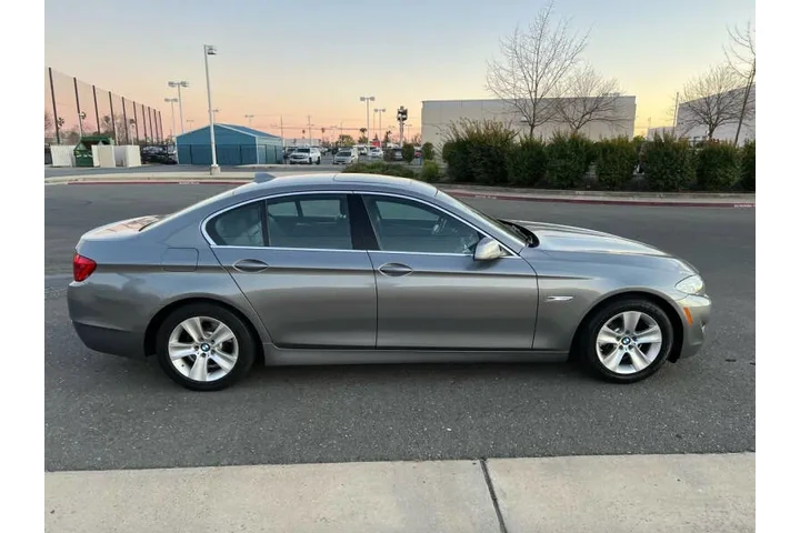 $11495 : 2011 BMW 5 Series 528i image 6