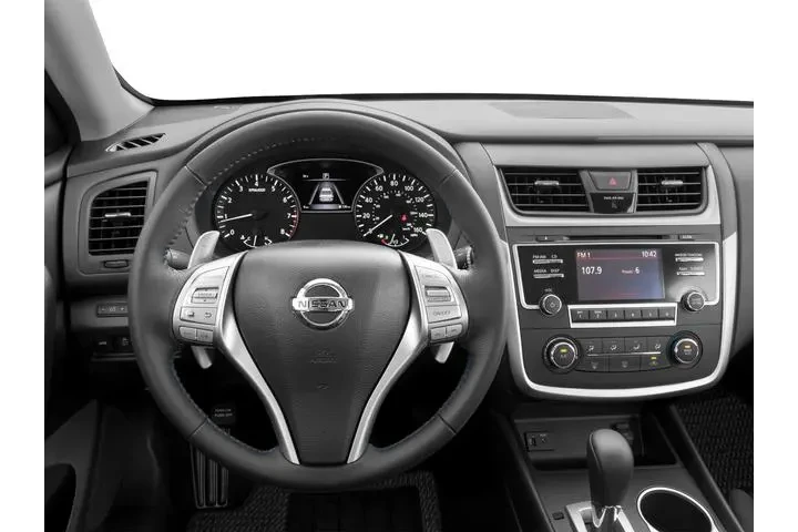 $5000 : Nissan Altima 2017 2.5 SR 4d image 7