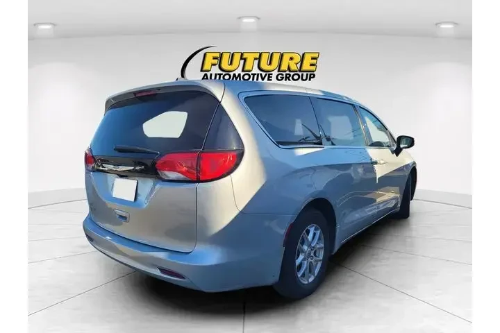 $21888 : Chrysler Voyager 2022 LX 4dr image 3