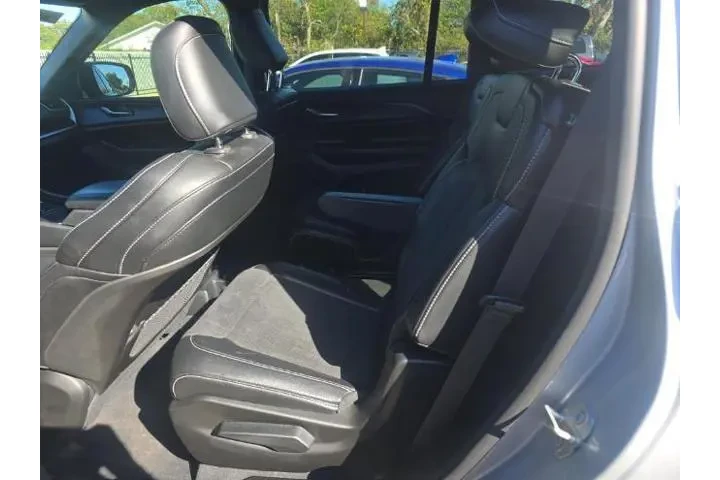 $33714 : Jeep Grand Cherokee L 2024 4 image 9