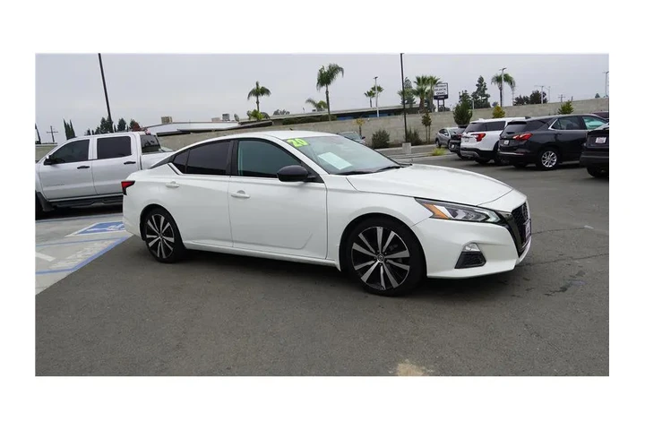 $17484 : 2020 Altima 2.5 SR image 5