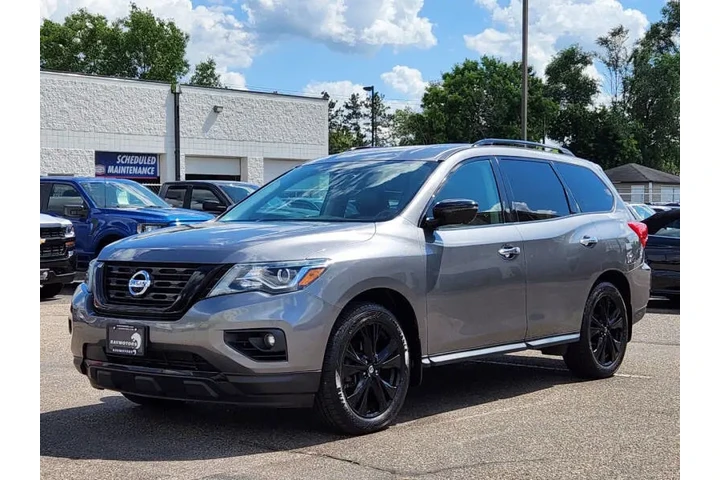 $14972 : 2018 Pathfinder SL image 8