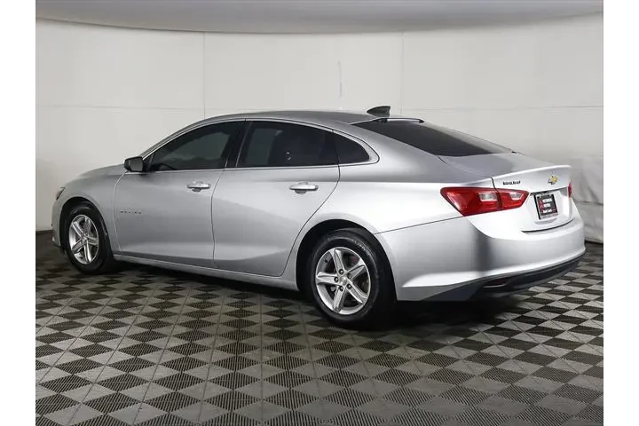 $12199 : Chevrolet Malibu 2020 LS 4dr image 6