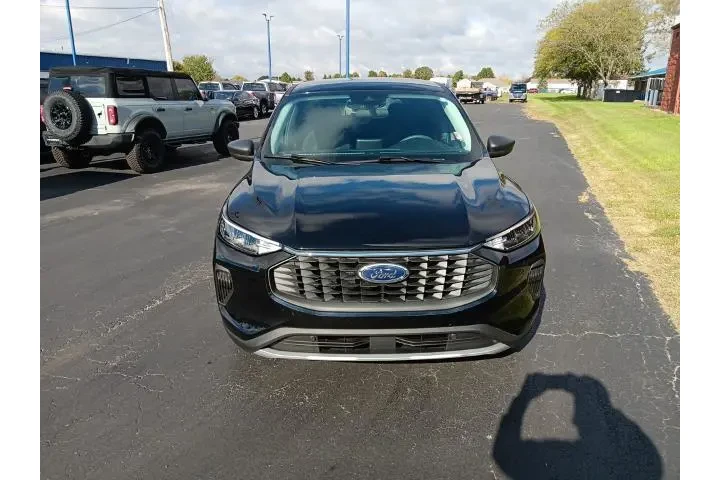 $19114 : Ford Escape 2023 Active 4dr image 2