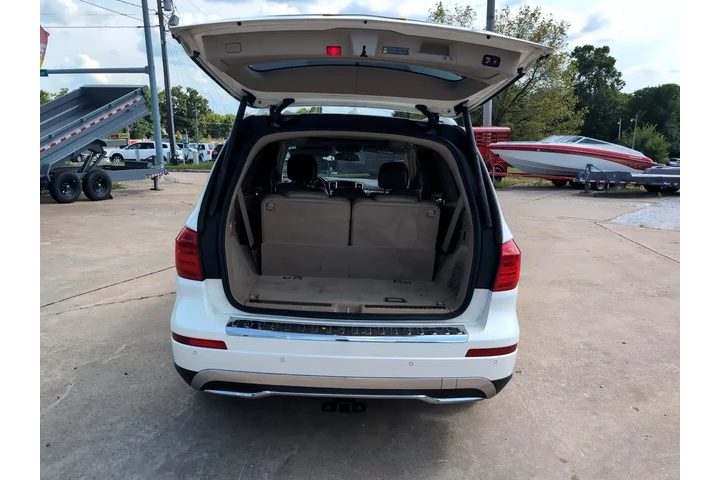 $13995 : 2016 Mercedes-Benz GL image 10
