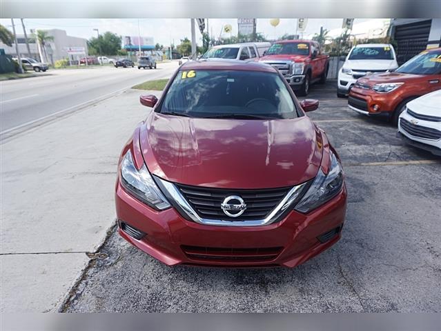 $8999 : 2016 Nissan Altima image 2