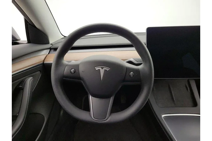 $25998 : Tesla Model 3 2022 4dr Sedan image 10