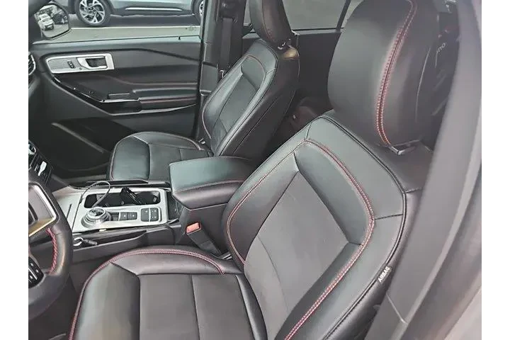 $29171 : Ford Explorer 2023 ST-Line 4 image 3