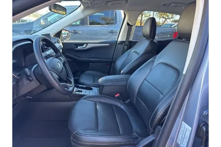 $23327 : Ford Escape Plug-In Hybrid 2 image 8