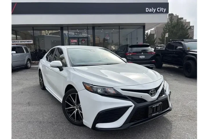 $24388 : Toyota Camry 2022 SE 4dr Sed image 1