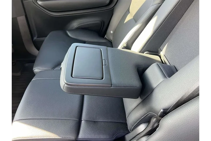 $38250 : Volvo XC90 2023 AWD B6 Plus image 10