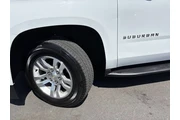 $27995 : 2019 Suburban LT thumbnail