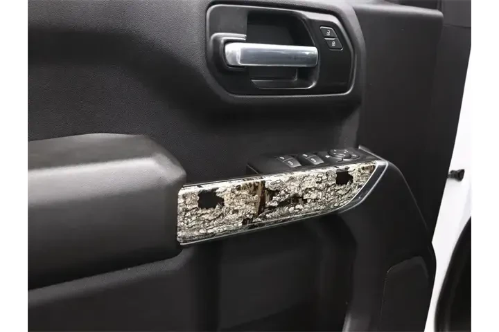 $31911 : Chevrolet Silverado 1500 202 image 6