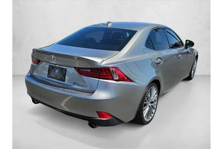 $20594 : Lexus IS 200t 2016 4dr Sedan image 5