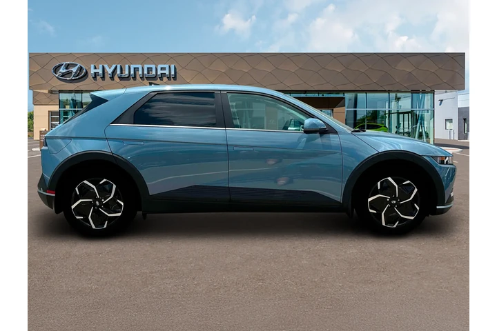 $28590 : Hyundai IONIQ 5 2024 AWD SEL image 9