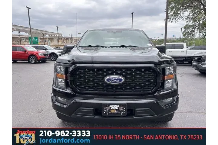 $33999 : Ford F-150 2023 4x2 XL 4dr S image 2