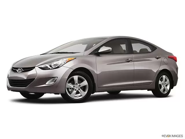 2013 Elantra image 3