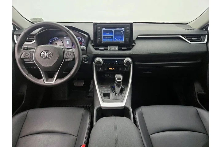 $31998 : Toyota RAV4 2022 AWD XLE Pre image 9