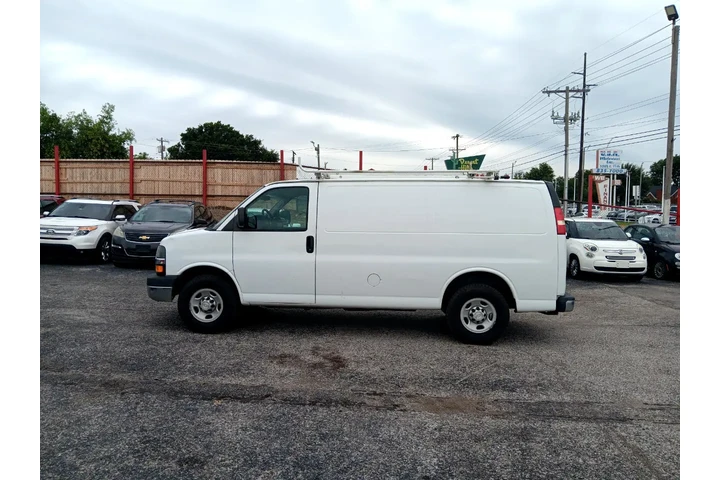 $6500 : 2015 Express 2500 image 9