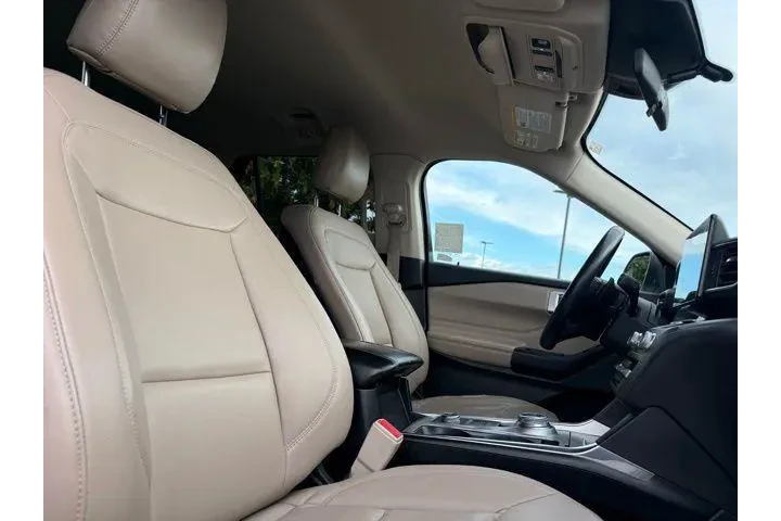 $16991 : Ford Explorer 2020 AWD XLT 4 image 5