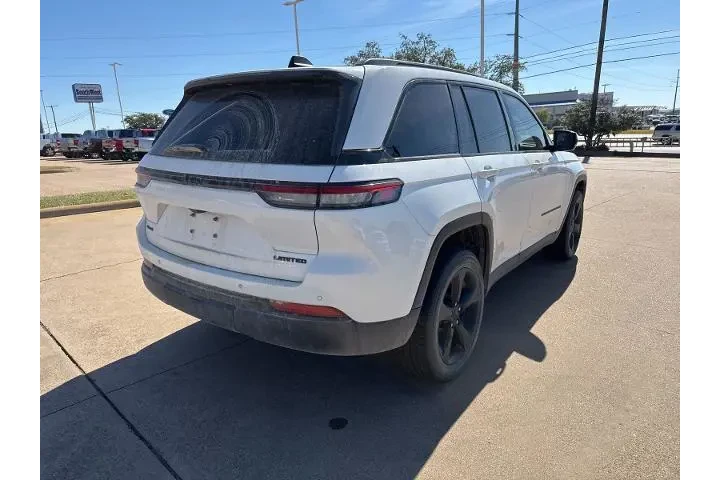 $29518 : Jeep Grand Cherokee 2023 4x4 image 7