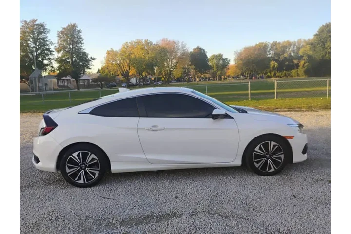 $16995 : 2018 Civic EX-T image 7