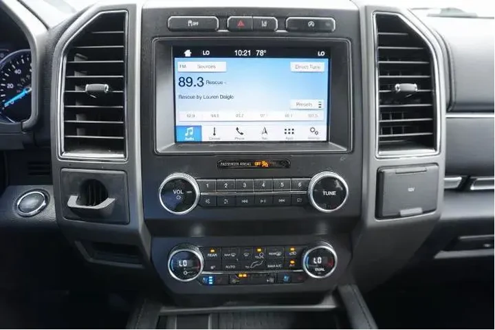 $27888 : Ford Expedition 2019 4x2 XLT image 8