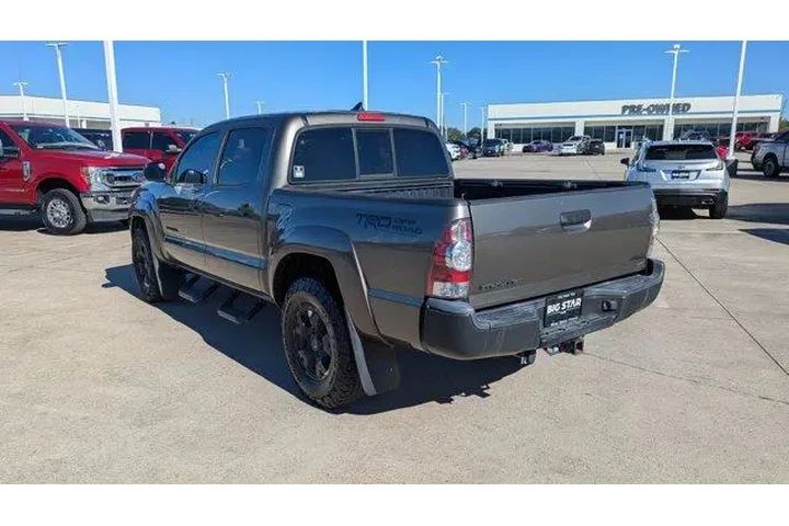 $14495 : Toyota Tacoma 2014 4x2 PreRu image 5