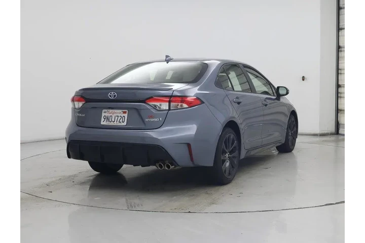 $27998 : Toyota Corolla Hybrid 2024 S image 8
