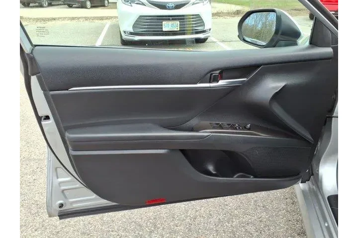 $25311 : Toyota Camry 2023 LE 4dr Sed image 10