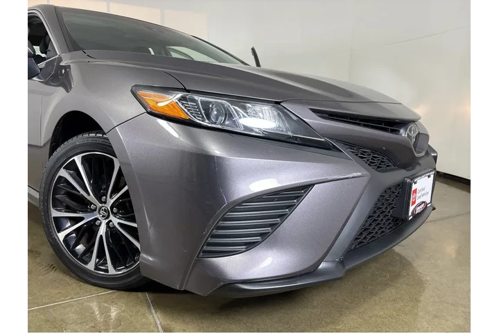 $18789 : Silver Certified2018 Camry SE image 7