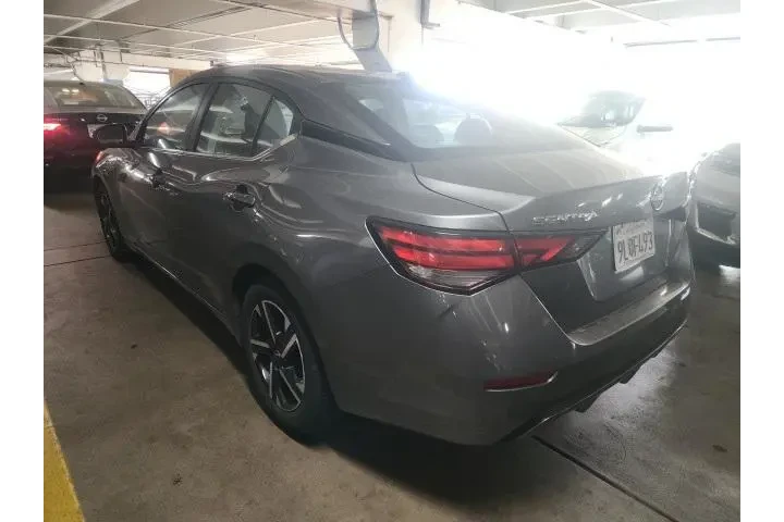 $17500 : Nissan Sentra 2024 SV 4dr Se image 3